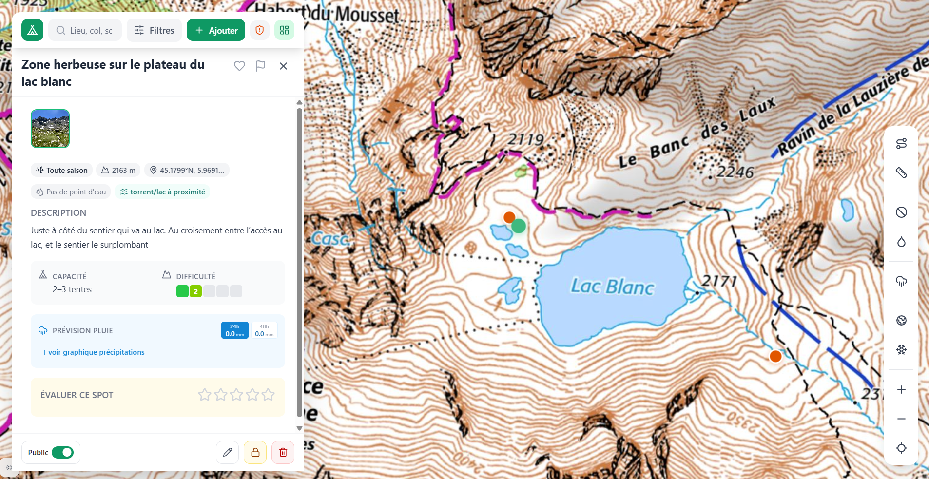 Bivouac application, bivouac point detail with computed water proximity and community reports