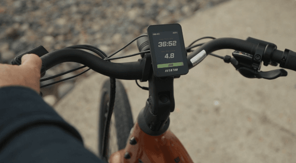 Aventon handlebar dashboard showing live ride data
